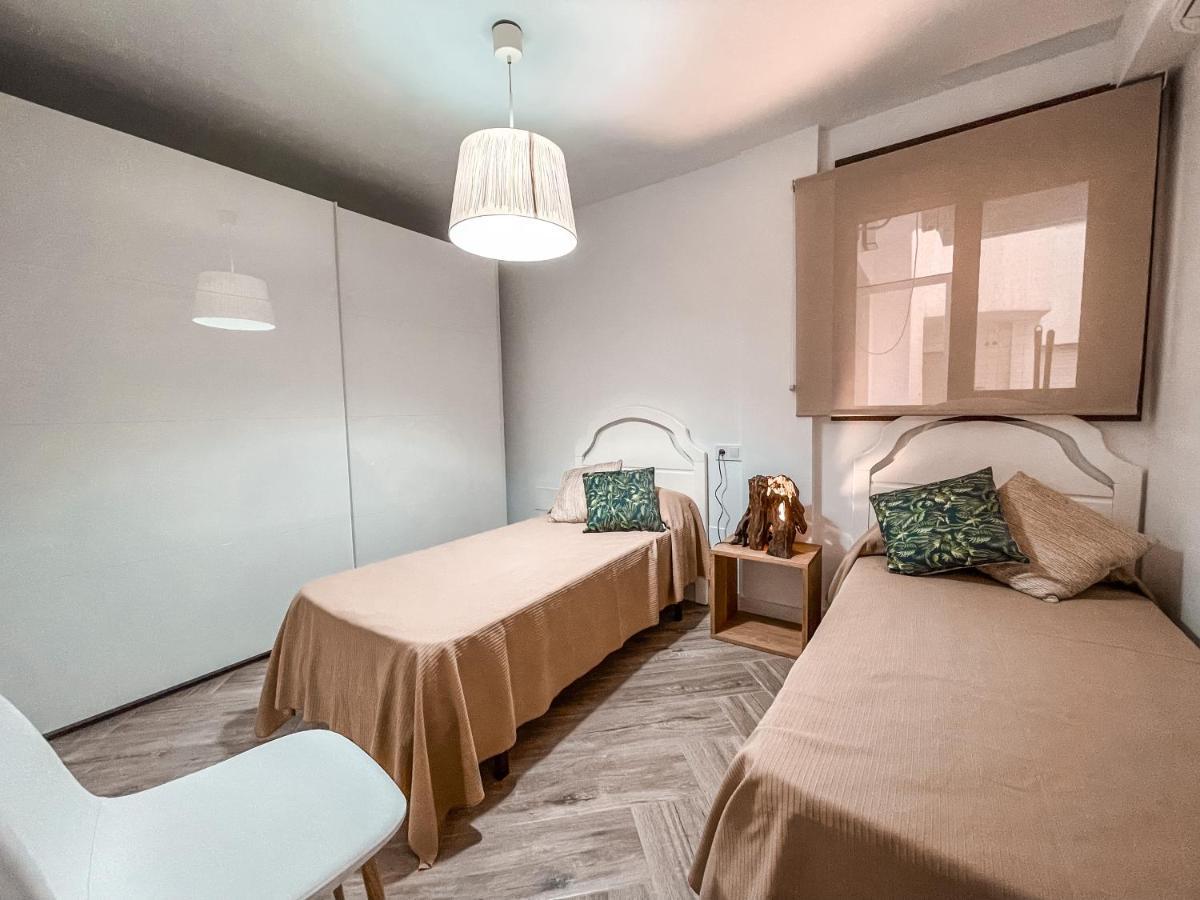 Luxury Family Holiday Homes - Sol Playa Fuengirola Esterno foto